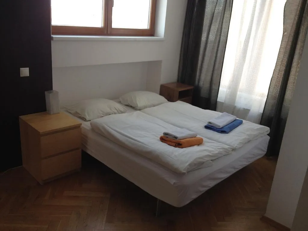 Penthouse Apartment In Vinohrady 프라하 0*,  체코
